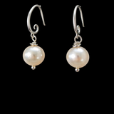 ELFY Silver Pearl Hook Earrings