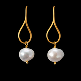 ELFY Gold and Pearl Teardrop Earrings