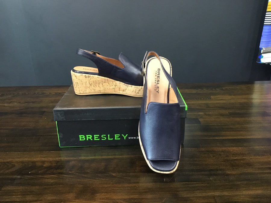 Bresley Pang Sandal