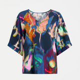 ELK Moda V Neck Top