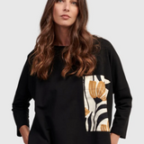 Alembika Merry Pullover Top